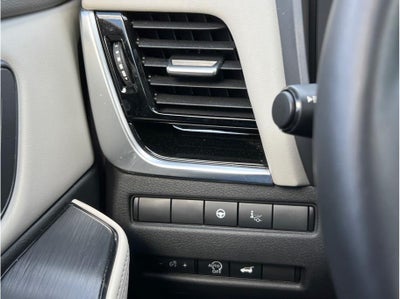 2025 Nissan Rogue SL Sport Utility 4D