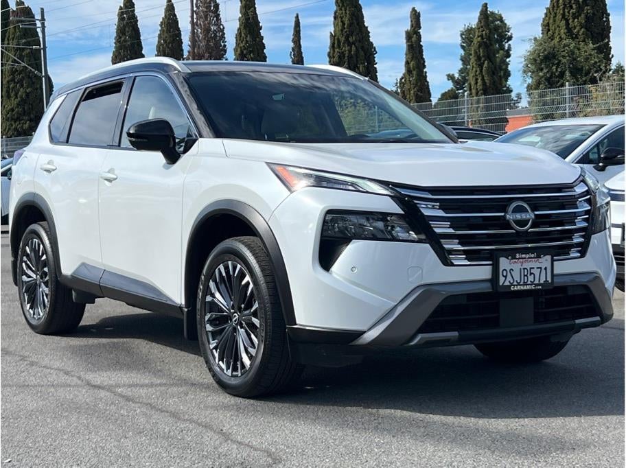 2025 Nissan Rogue SL Sport Utility 4D
