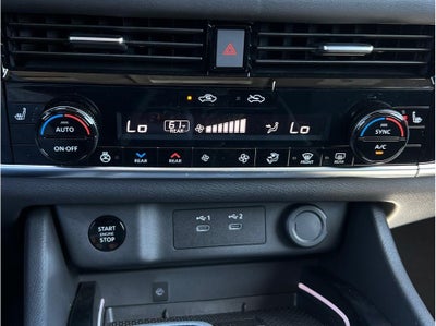 2024 Nissan Rogue SL Sport Utility 4D