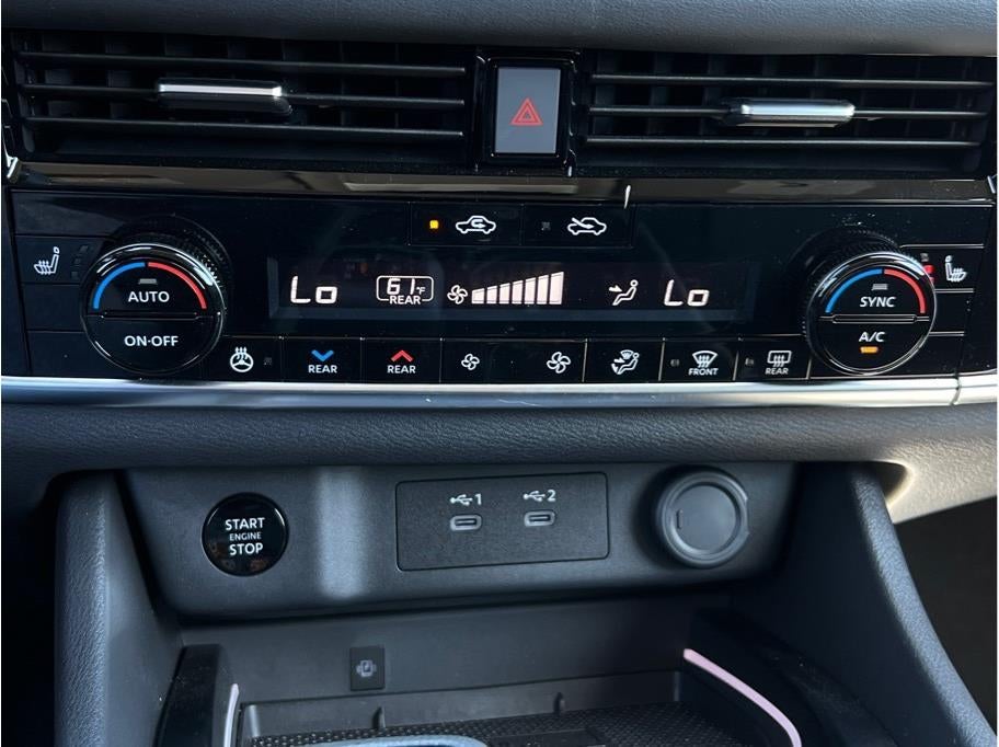 2024 Nissan Rogue SL Sport Utility 4D