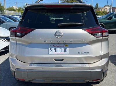 2024 Nissan Rogue SL Sport Utility 4D