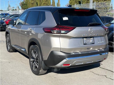 2022 Nissan Rogue Platinum Sport Utility 4D