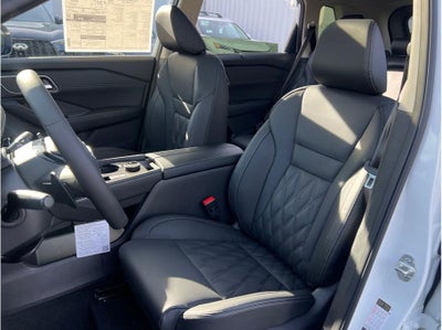 2026 Nissan Rogue Platinum Sport Utility 4D