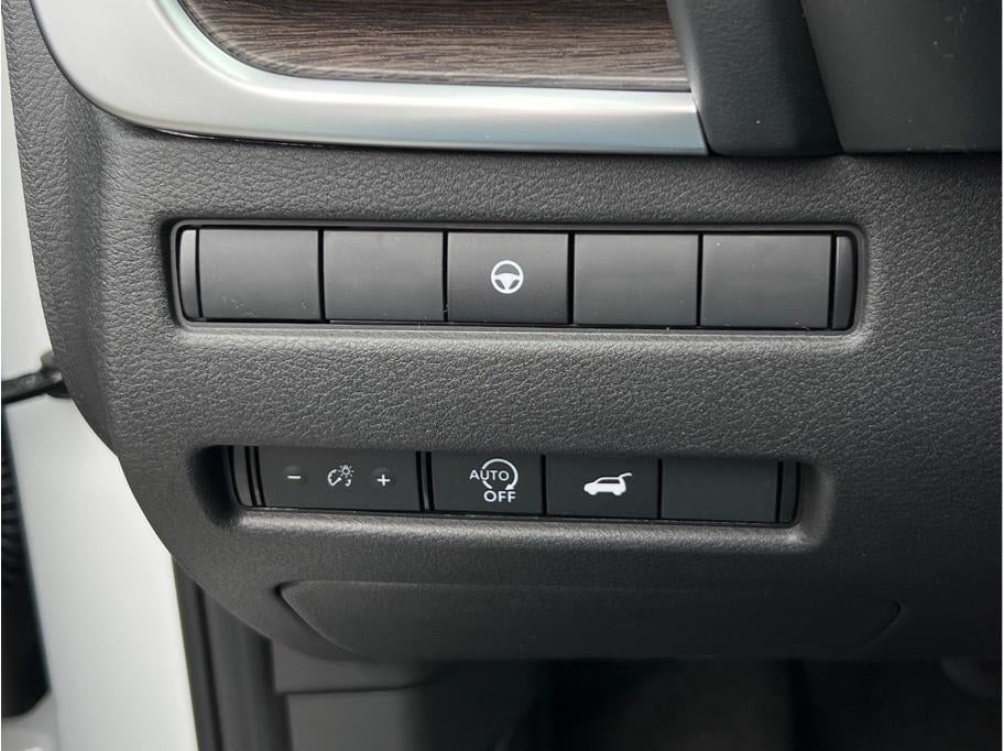 2026 Nissan Rogue Platinum (2026.5) Sport Utility 4D