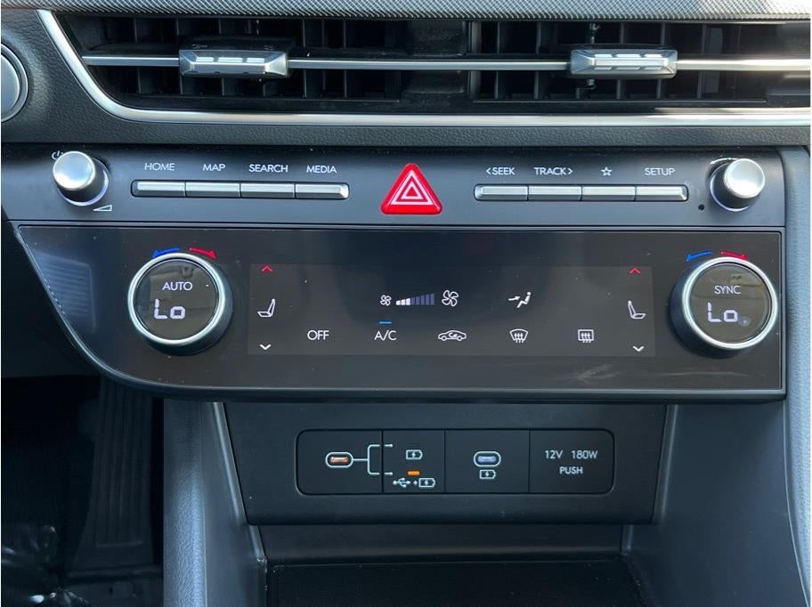 2024 Hyundai Sonata SEL Sedan 4D