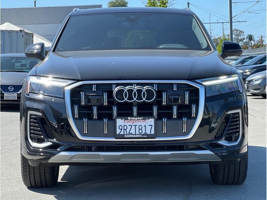 2025 Audi Q7 55 TFSI Premium Plus Sport Utility 4D