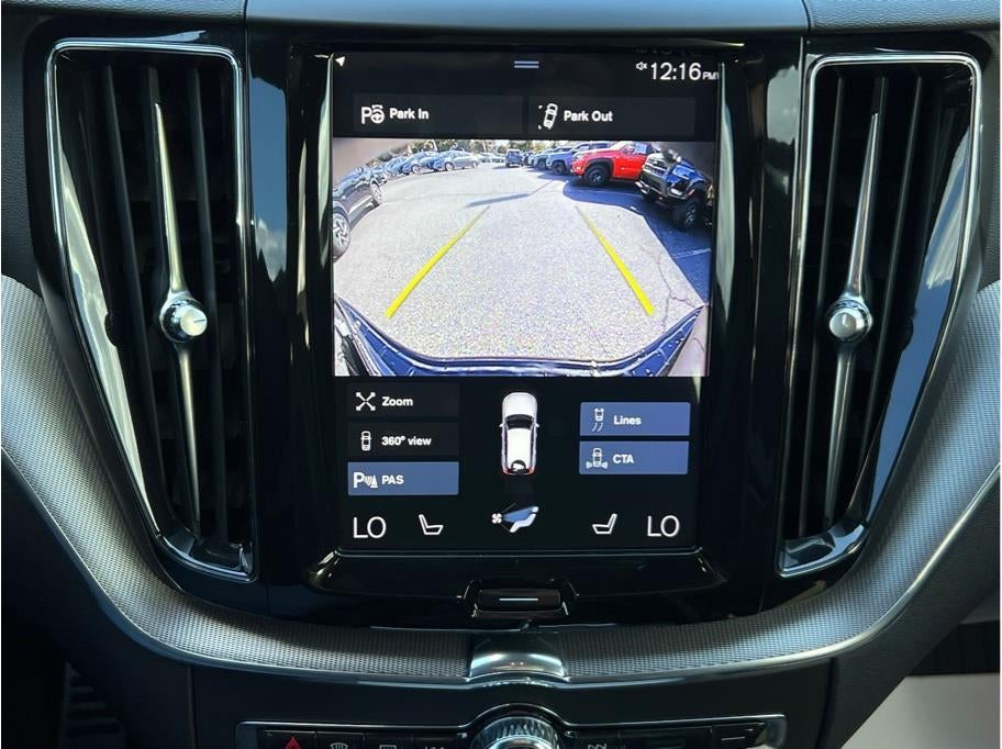 2019 Volvo XC60 T6 R-Design Sport Utility 4D