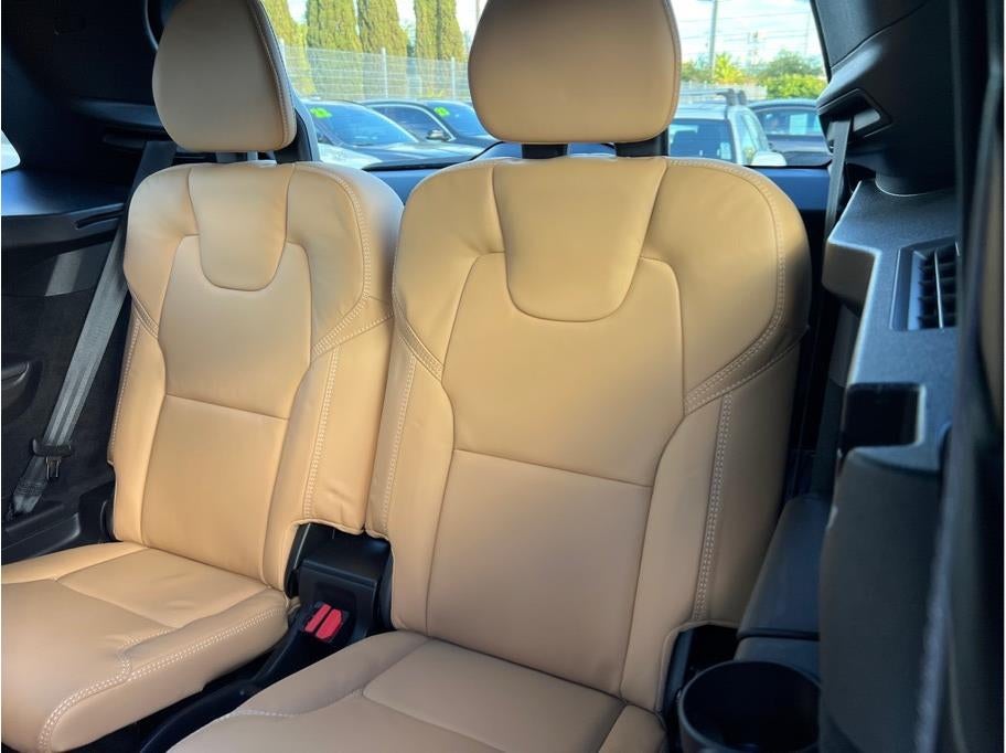 2023 Volvo XC90 T8 Recharge Ultimate Bright Theme Plug-In Hybrid Sport Utility 4D