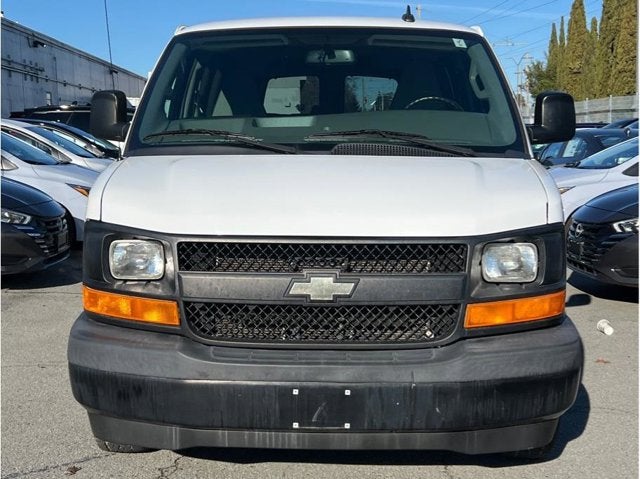 2017 Chevrolet Express 2500 Passenger LS Van 3D