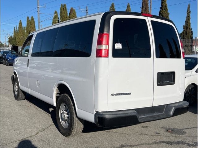 2017 Chevrolet Express 2500 Passenger LS Van 3D