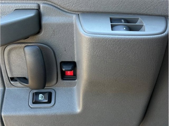 2018 Chevrolet Express 3500 Passenger LT Extended Van 3D