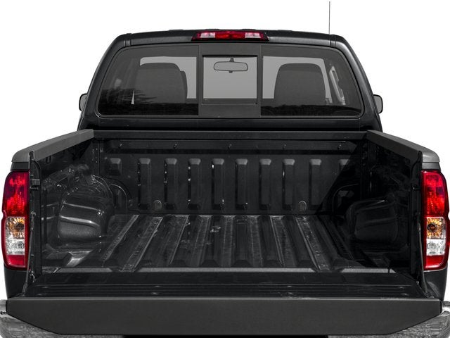 2016 Nissan Frontier Crew Cab SV Pickup 4D 5 ft