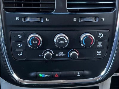 2019 Dodge Grand Caravan Passenger SE Minivan 4D