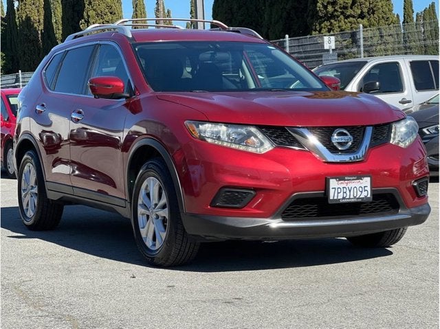 2016 Nissan Rogue SV Sport Utility 4D