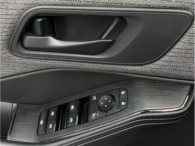 2021 Nissan Rogue S Sport Utility 4D