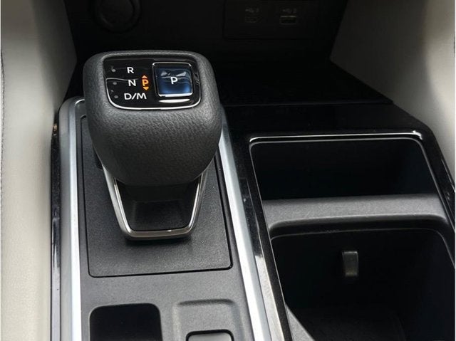 2022 Nissan Pathfinder SV Sport Utility 4D