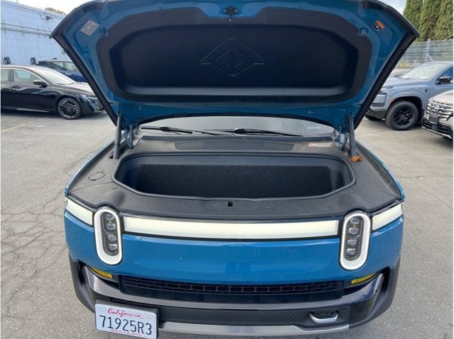2022 Rivian R1T Adventure Pickup 4D 4 1/2 ft