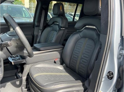 2024 Rivian R1S Dual Motor Large Pack