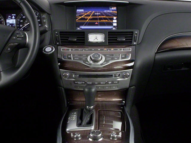 2013 INFINITI M M35h Sedan 4D