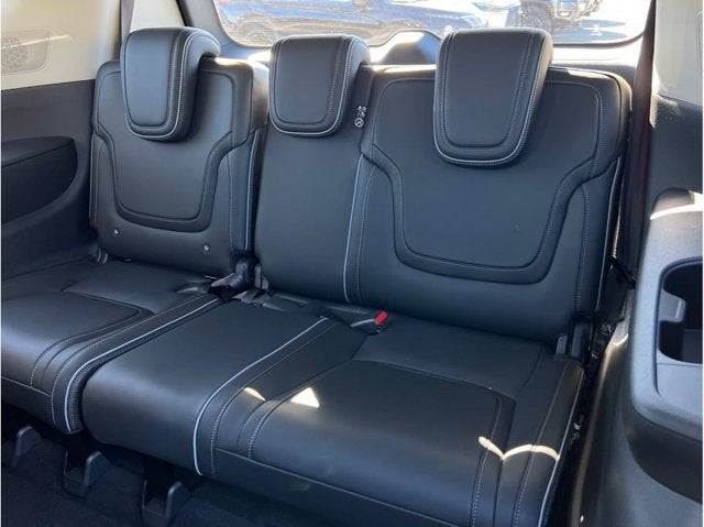2025 INFINITI QX80 LUXE Sport Utility 4D