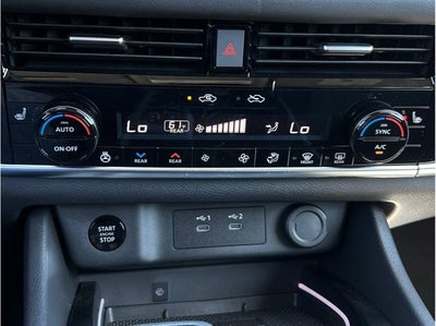 2024 Nissan Rogue SL Sport Utility 4D