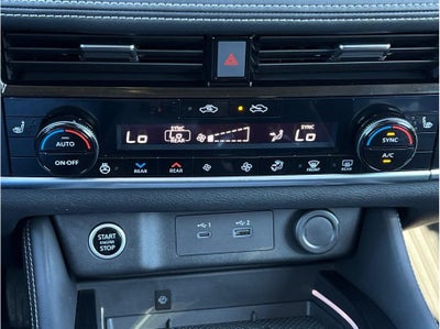 2022 Nissan Rogue Platinum Sport Utility 4D