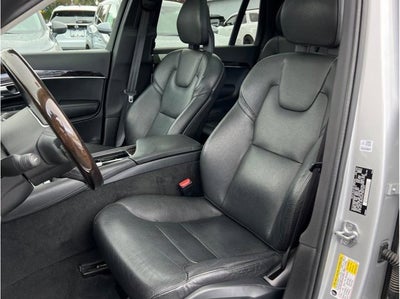 2016 Volvo XC90 T6 Momentum Sport Utility 4D