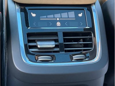 2023 Volvo XC90 T8 Recharge Ultimate Bright Theme Plug-In Hybrid Sport Utility 4D