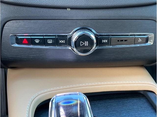 2023 Volvo XC90 T8 Recharge Ultimate Bright Theme Plug-In Hybrid Sport Utility 4D