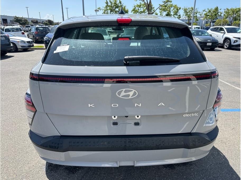 2023 Hyundai IONIQ 6 SEL Sedan 4D