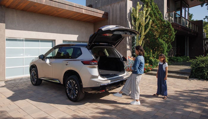 Redwood City Nissan in Redwood City CA