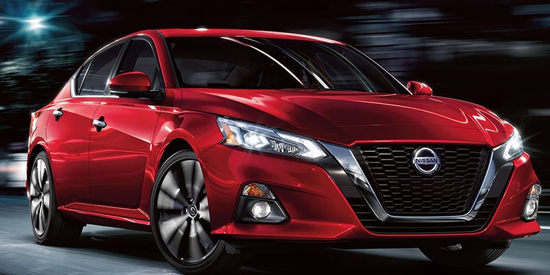 Nissan Altima exterior